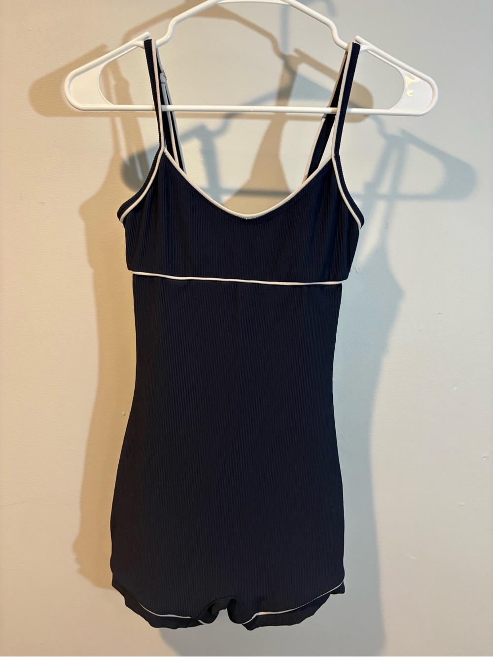 Women’s Navy Blue Piped Camisole Romper - edikted